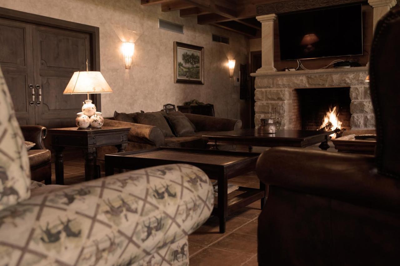 La Casona Del Tormes Villa Almenara de Tormes Eksteriør billede