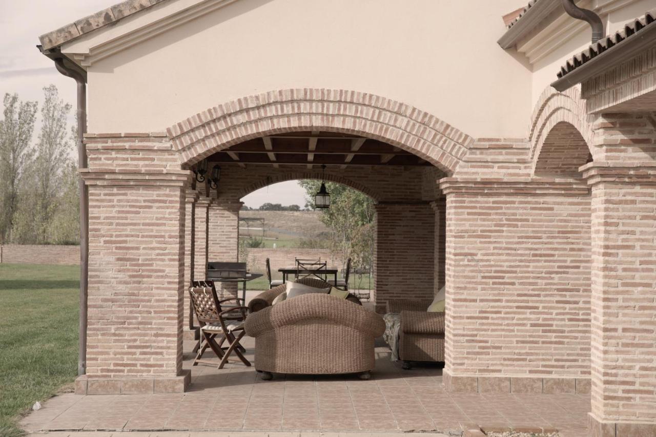 La Casona Del Tormes Villa Almenara de Tormes Eksteriør billede