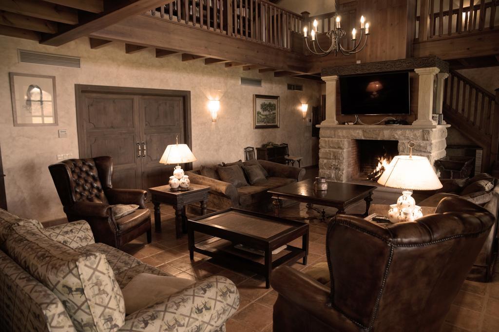 La Casona Del Tormes Villa Almenara de Tormes Eksteriør billede