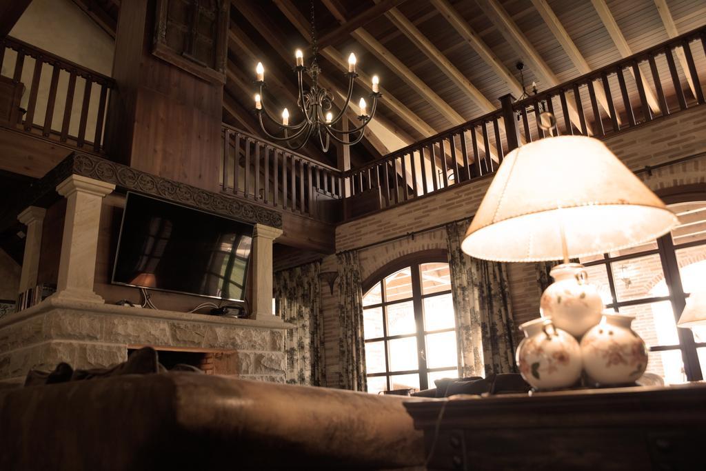 La Casona Del Tormes Villa Almenara de Tormes Eksteriør billede