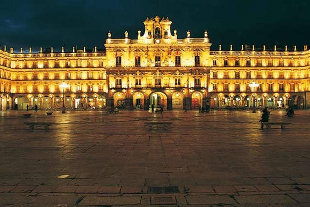 La Casona Del Tormes Villa Almenara de Tormes Eksteriør billede